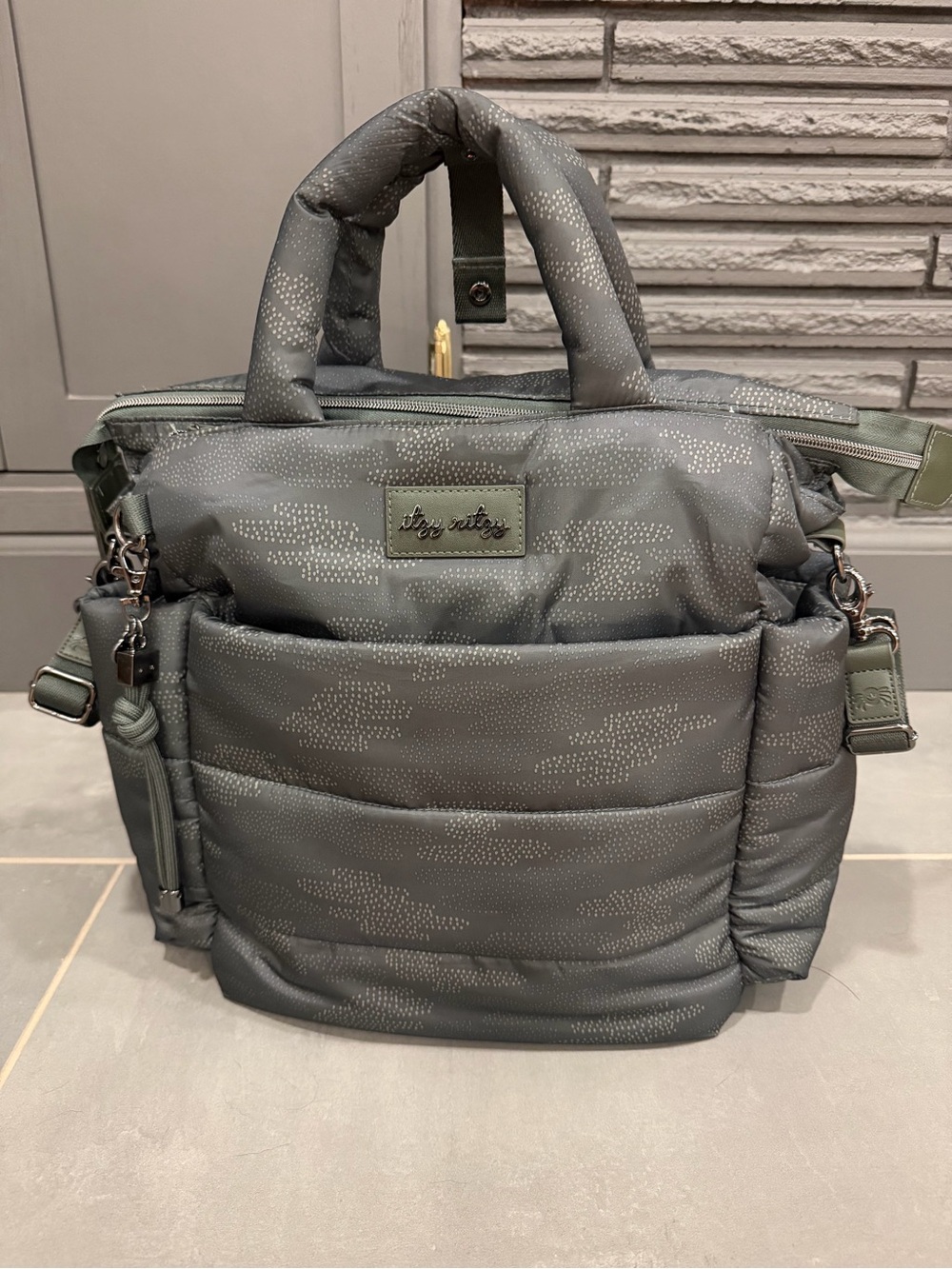 Itzy Ritzy Dream Convertible Diaper bag